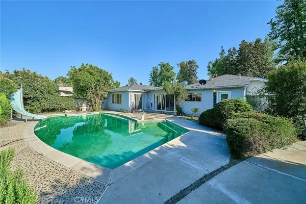 $5,000 | 315 East Las Flores Avenue, Arcadia, CA 91006