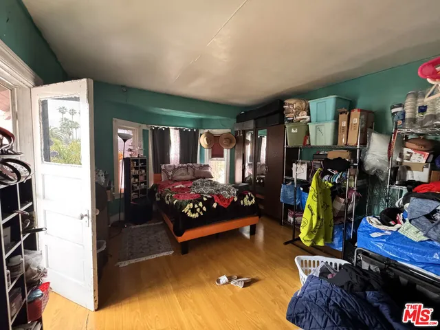 $1,390,000 | 1315 South Westmoreland Avenue, Los Angeles, CA 90006