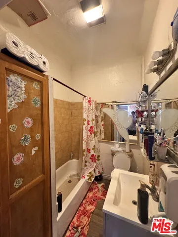 $1,390,000 | 1315 South Westmoreland Avenue, Los Angeles, CA 90006