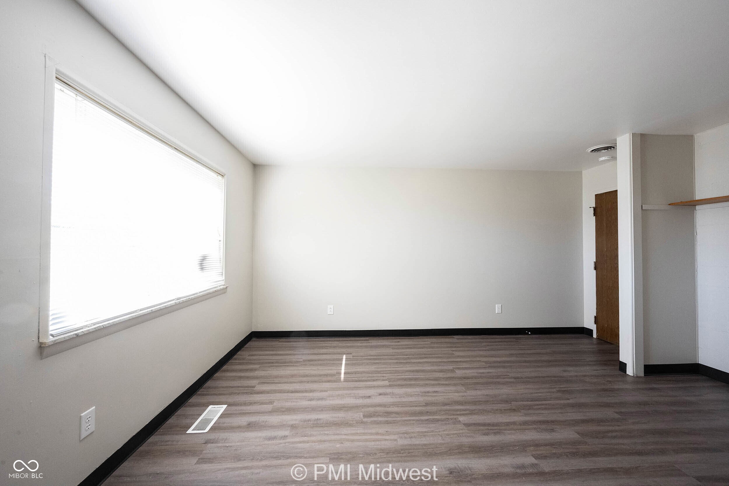 2215 East 56th Street, Unit 36 Indianapolis, IN 46220 - Photo 6 of 10