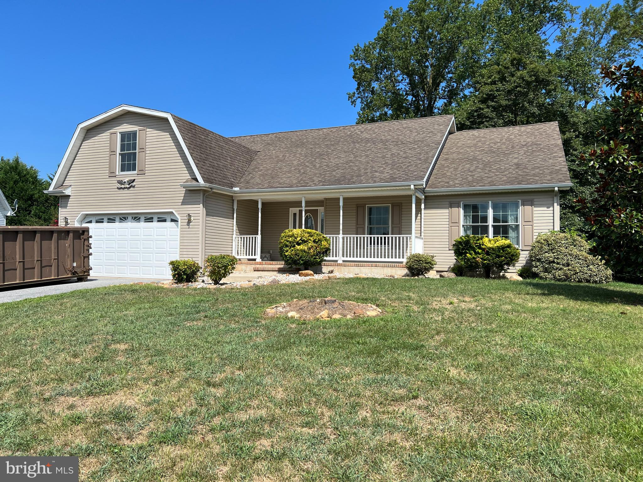 500 Quaker Hill Road Magnolia, DE 19962 - Photo 1 of 29 Beautiful Home Currently Being Cleaned Out Now.