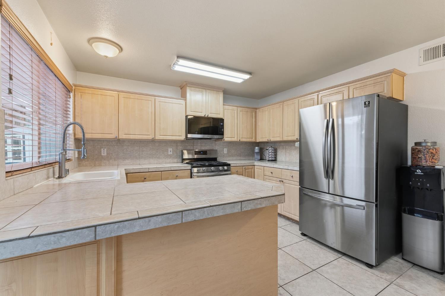 20 Jared Way Watsonville, CA 95019 - Photo 4 of 26