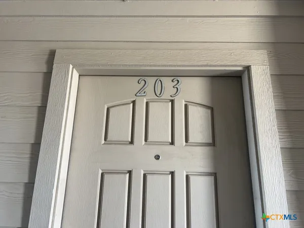 $1,225 | 2710 South Clear Creek Road, Unit 203, Killeen, TX 76549