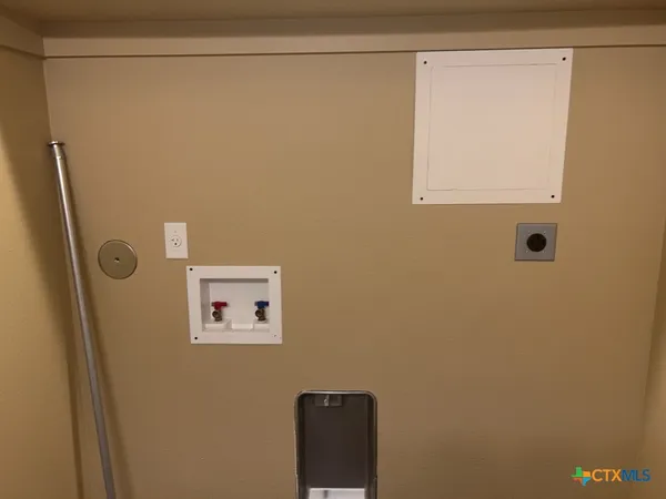 $1,225 | 2710 South Clear Creek Road, Unit 203, Killeen, TX 76549