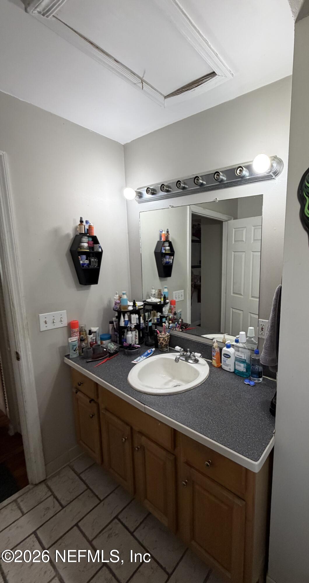 1805 Perry Place Jacksonville, FL 32207 - Photo 28 of 57 1807 Perry Bathroom