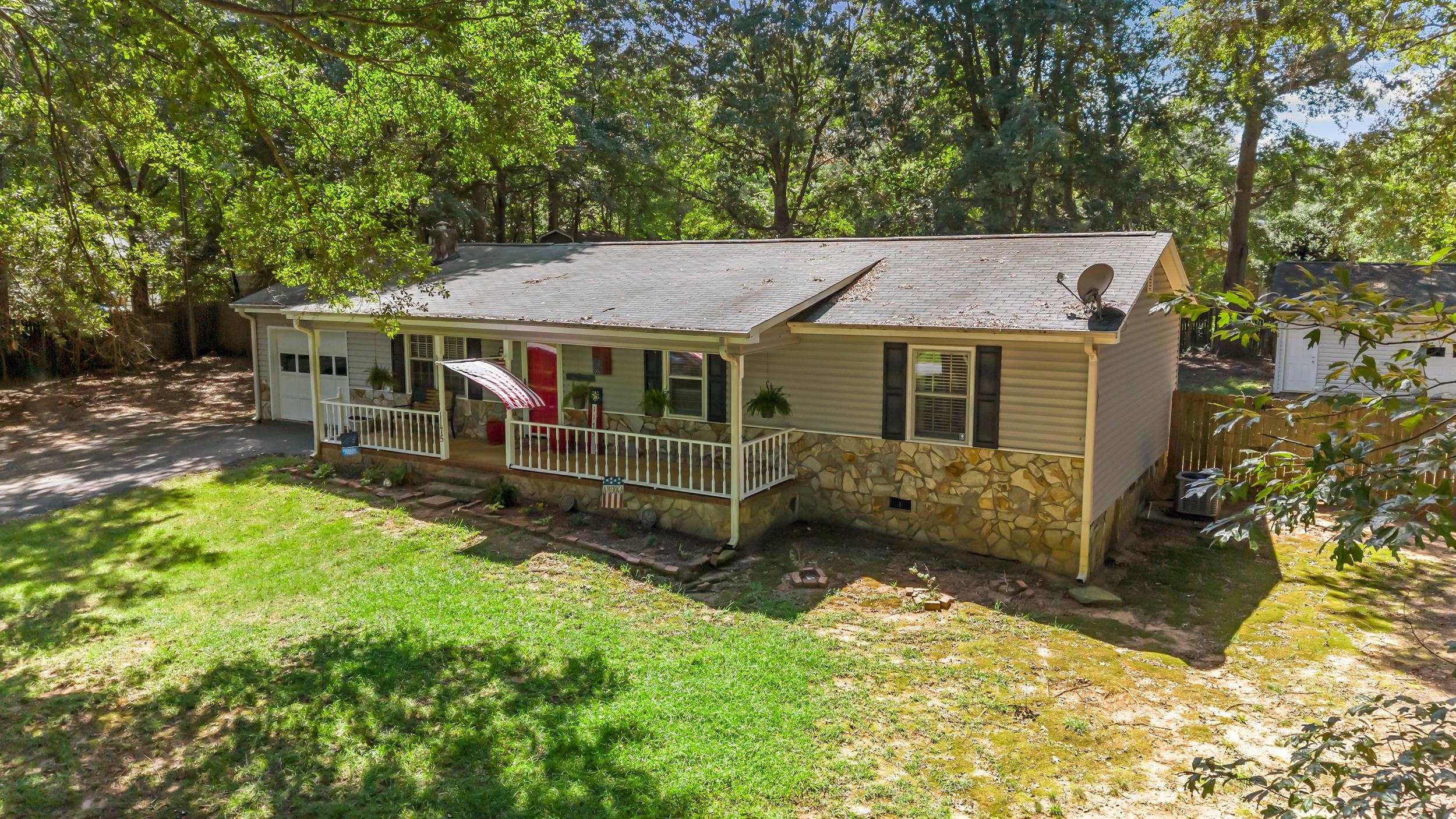 1175 Springdale Circle Boiling Springs, SC 29316 - Photo 3 of 31 Gallery Image 3