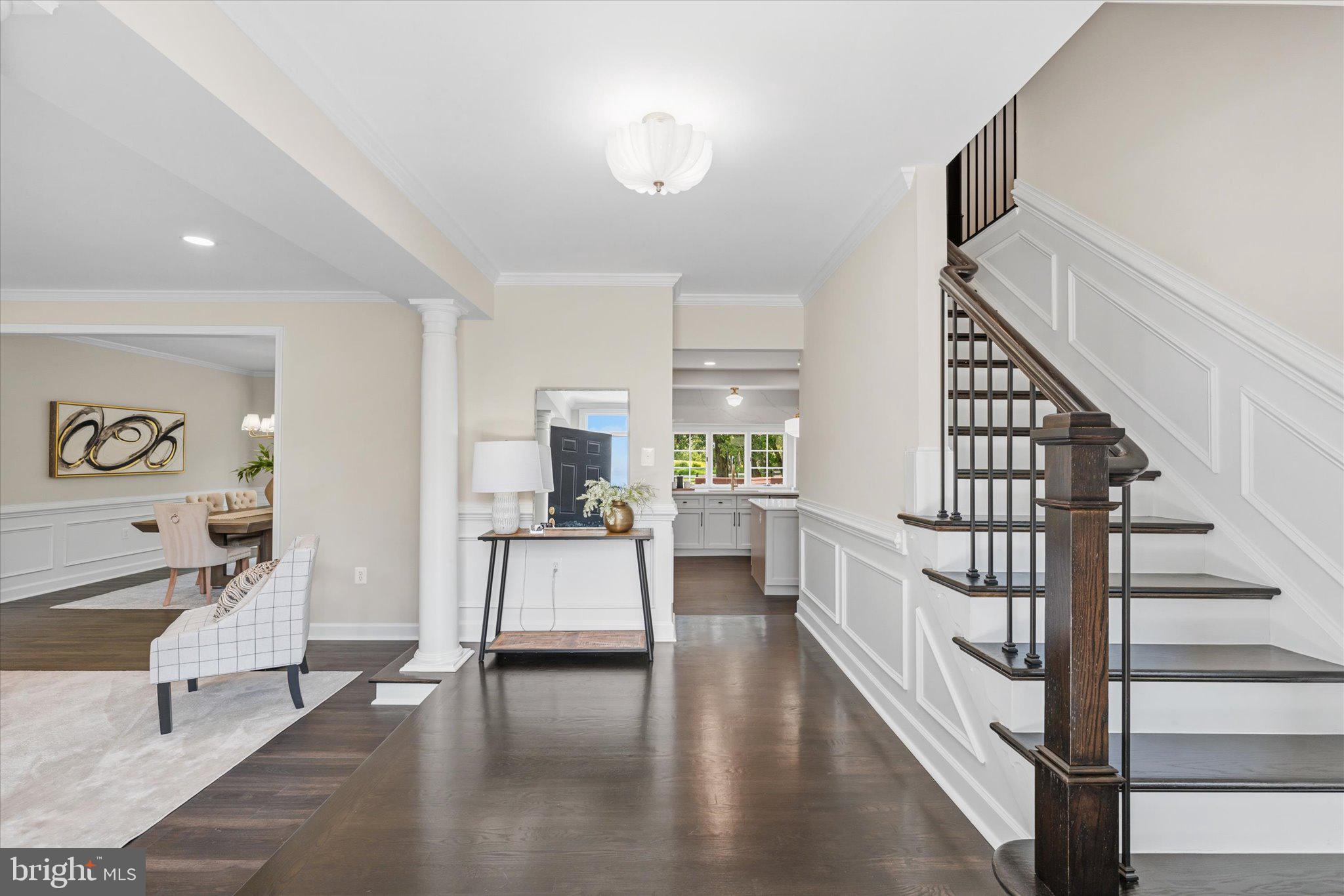 17572 Tranquility Road Purcellville, VA 20132 - Photo 6 of 59 Foyer
