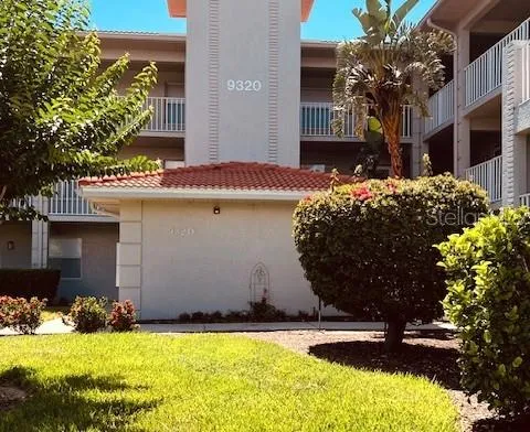 $6,000 | 9320 Clubside Circle, Unit 2308, Sarasota, FL 34238