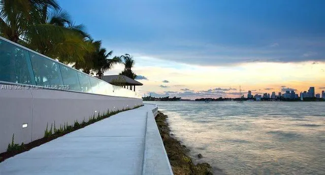 $540,000 | 1500 Bay Road, Unit 932S, Miami Beach, FL 33139