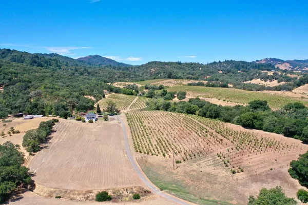 $4,350,000 | 25845 Dutcher Creek Road, Cloverdale, CA 95425