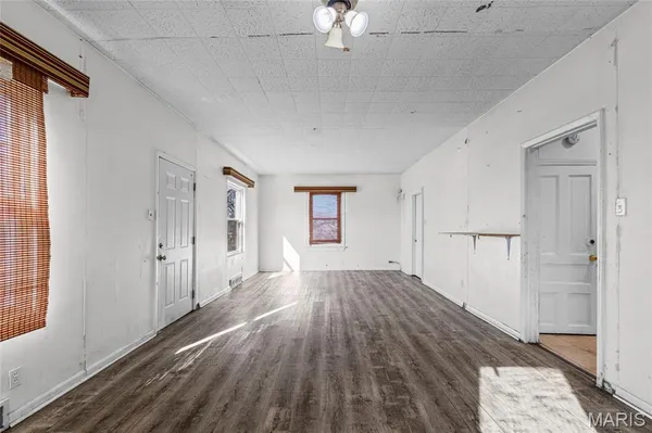 $97,400 | 8621 Martony Lane, Berkeley, MO 63134