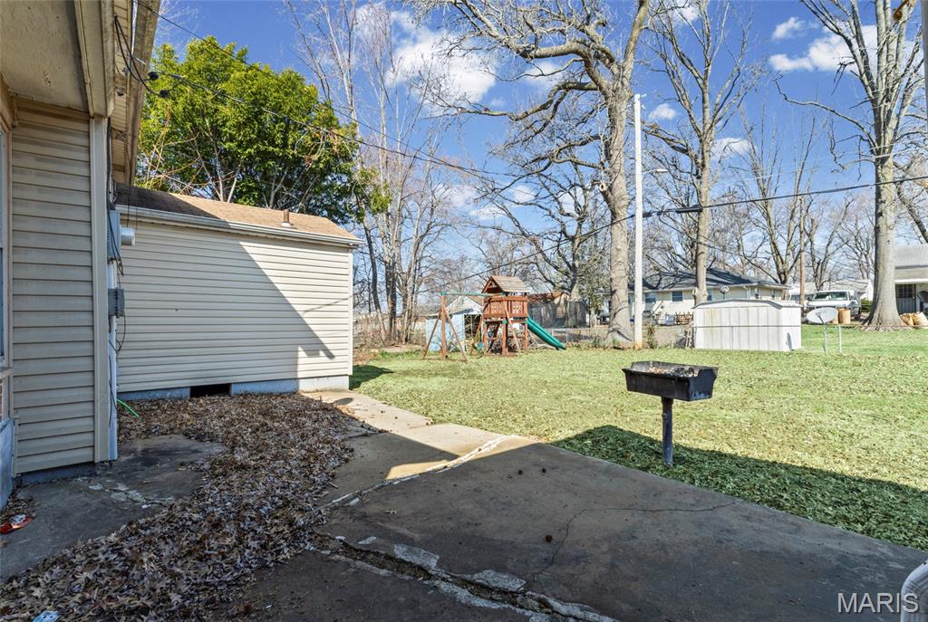 8621 Martony Lane Berkeley, MO 63134 - Photo 32 of 38