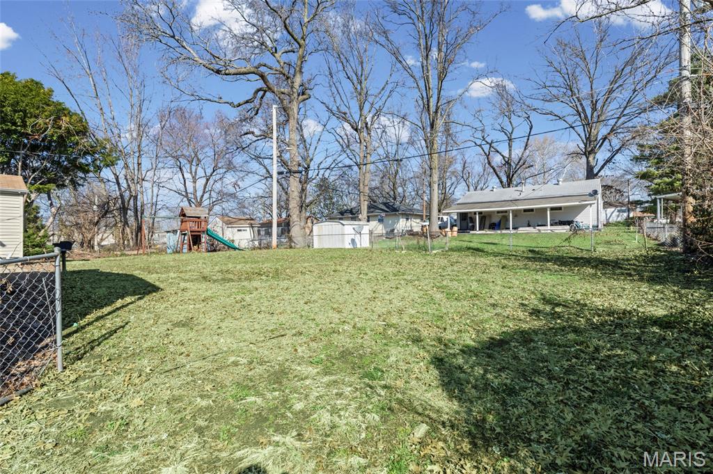 8621 Martony Lane Berkeley, MO 63134 - Photo 33 of 38