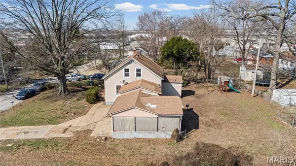 $97,400 | 8621 Martony Lane, Berkeley, MO 63134