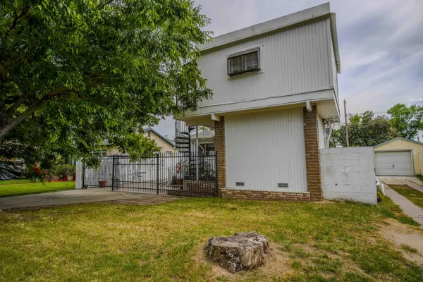 $324,990 | 417 Maple Street, Modesto, CA 95351