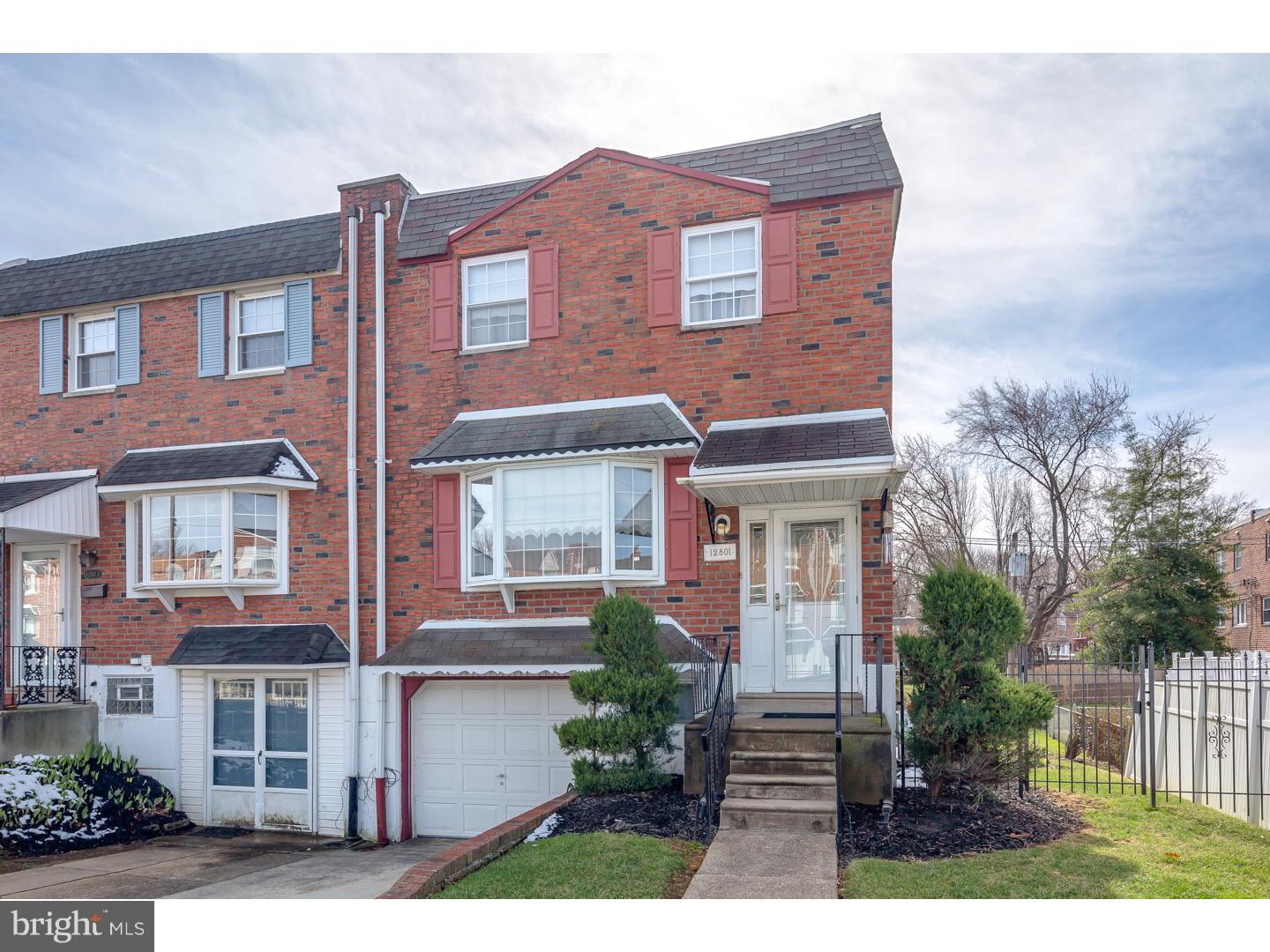 12801 Elnora Road Philadelphia, PA 19154 - Photo 1 of 25