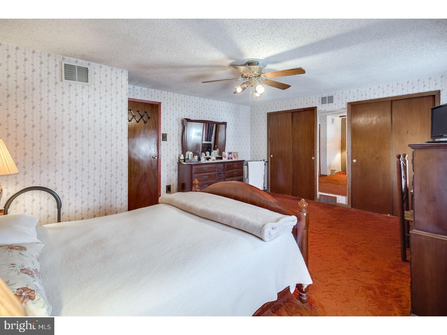 12801 Elnora Road Philadelphia, PA 19154 - Photo 20 of 25