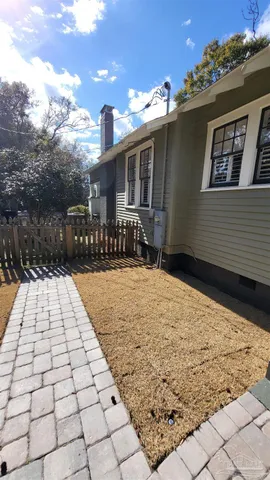 $2,950 | 1800 East Lloyd Street, Pensacola, FL 32503