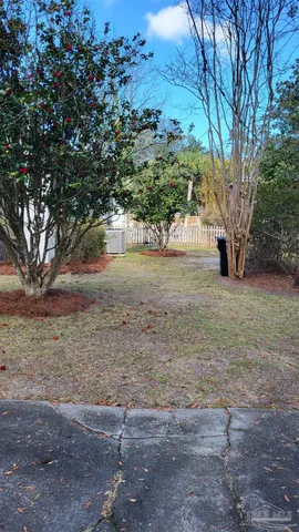 $2,950 | 1800 East Lloyd Street, Pensacola, FL 32503