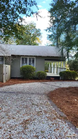 $2,950 | 1800 East Lloyd Street, Pensacola, FL 32503