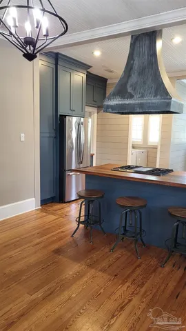 $2,950 | 1800 East Lloyd Street, Pensacola, FL 32503