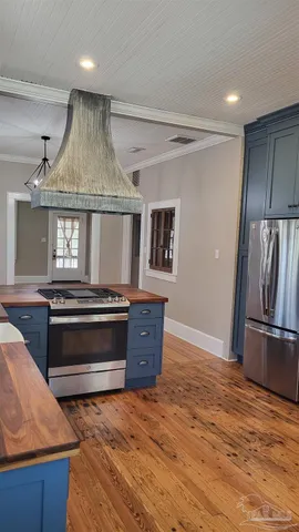 $2,950 | 1800 East Lloyd Street, Pensacola, FL 32503