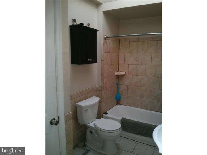 1913 Ashley Road Philadelphia, PA 19138 - Photo 13 of 25 Bathroom