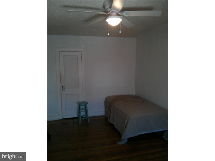 1913 Ashley Road Philadelphia, PA 19138 - Photo 18 of 25 Bedroom 2