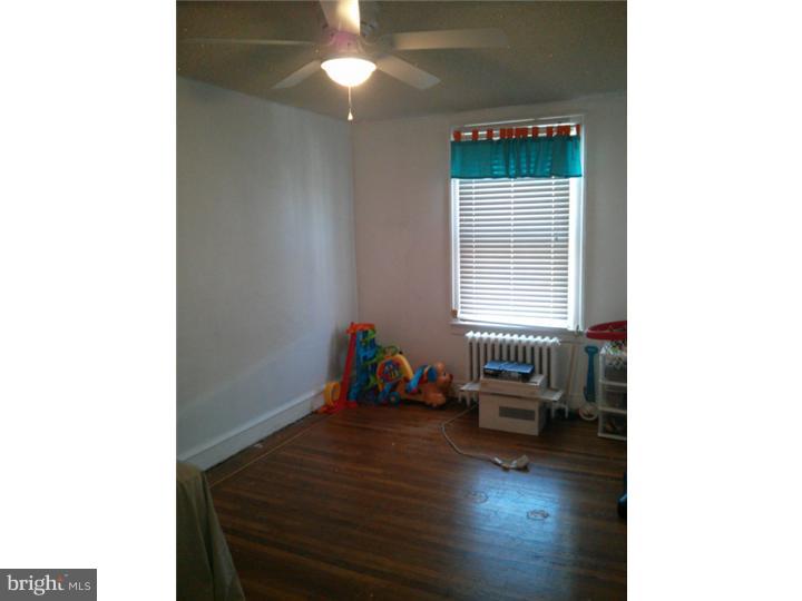 1913 Ashley Road Philadelphia, PA 19138 - Photo 20 of 25 Bedroom 2