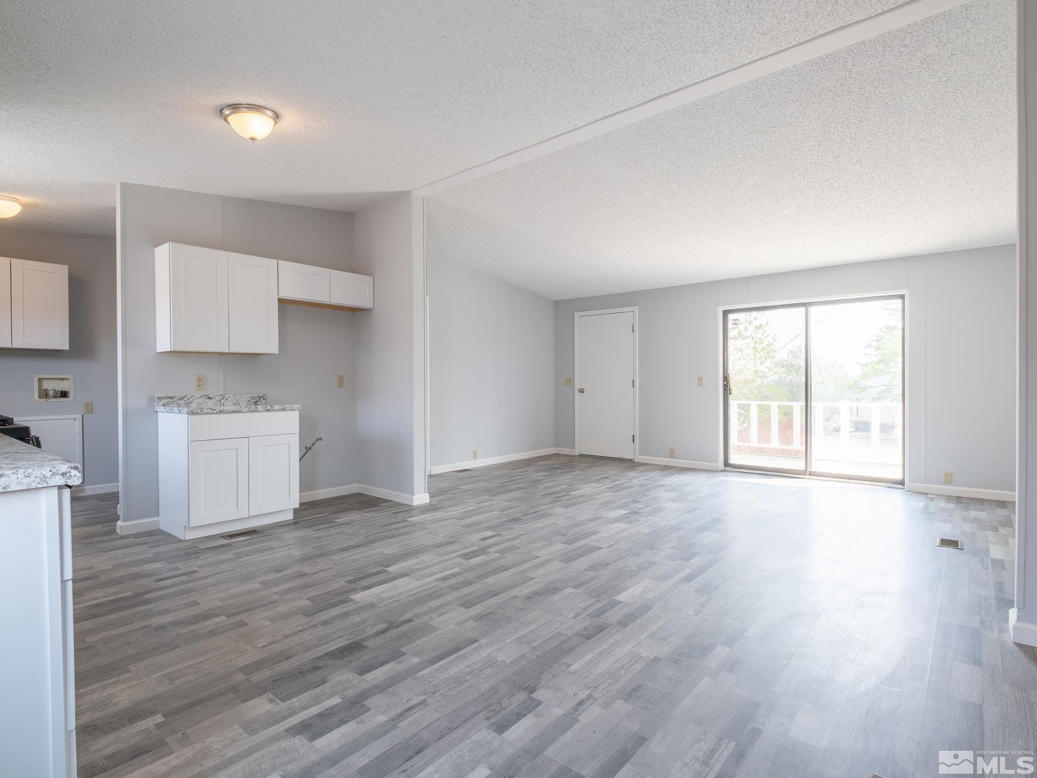 19 Stope Road Dayton, NV 89403 - Photo 4 of 23 Photo 4