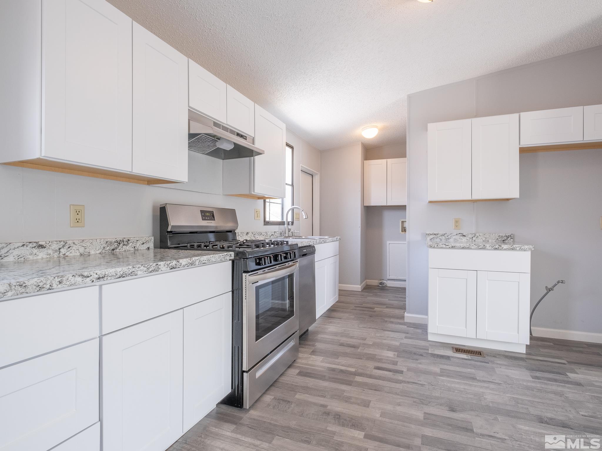 19 Stope Road Dayton, NV 89403 - Photo 7 of 23 Photo 7