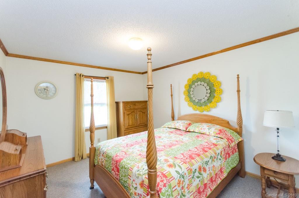 2278 Drive Inn Road Lincolnton, NC 28092 - Photo 18 of 37 Gallery Image 18