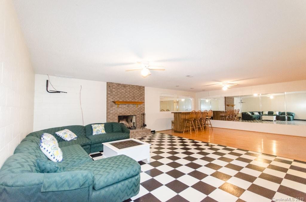 2278 Drive Inn Road Lincolnton, NC 28092 - Photo 21 of 37 Gallery Image 21