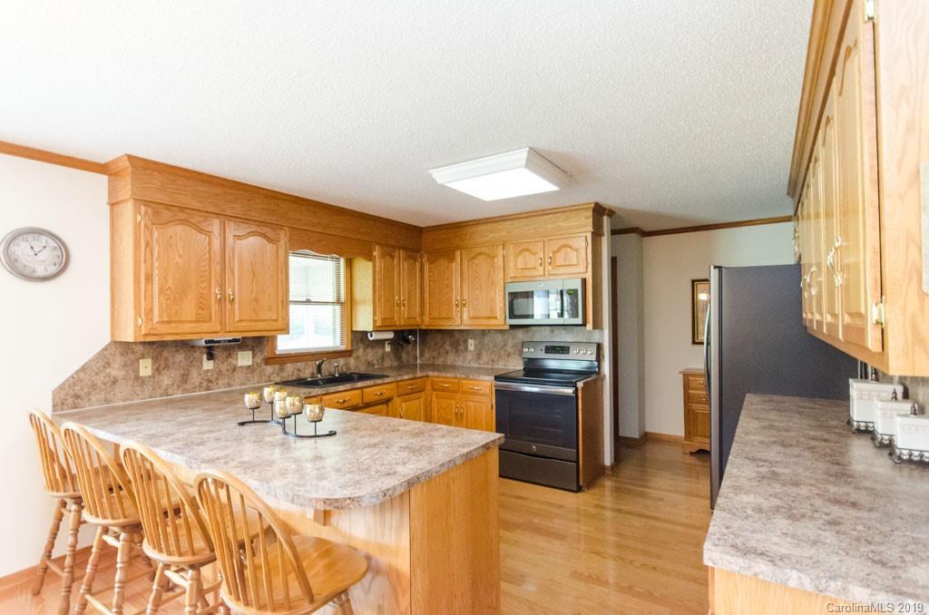 2278 Drive Inn Road Lincolnton, NC 28092 - Photo 4 of 37 Gallery Image 4
