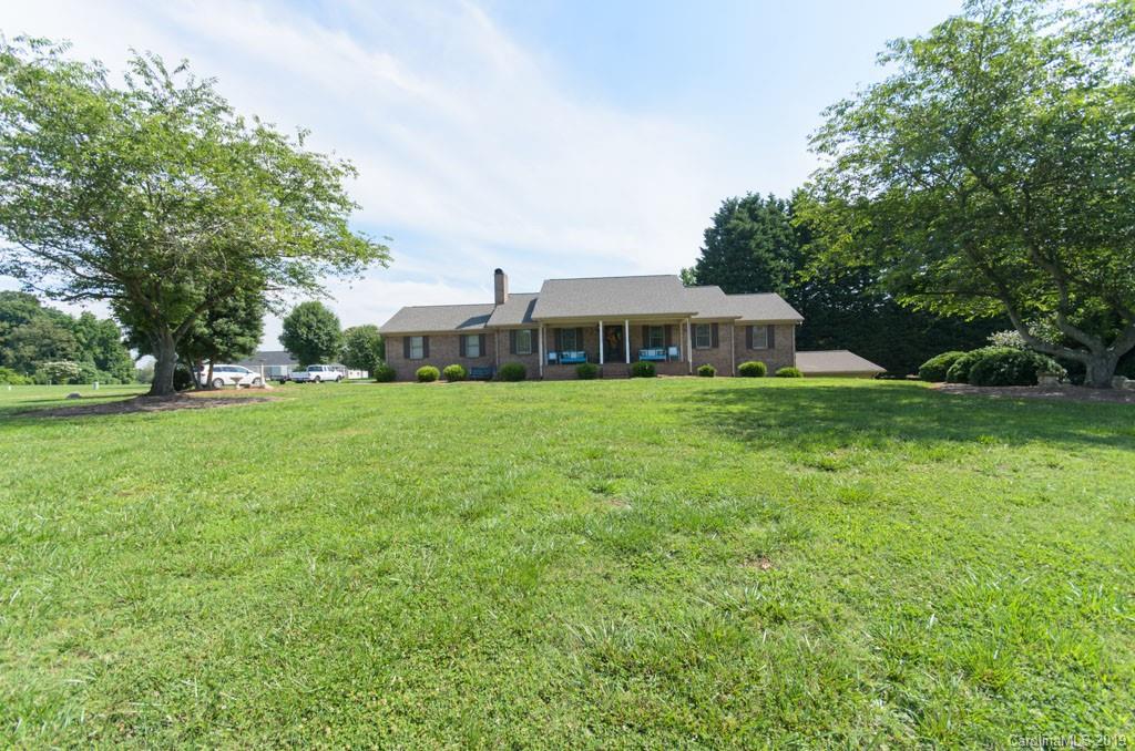 2278 Drive Inn Road Lincolnton, NC 28092 - Photo 6 of 37 Gallery Image 6