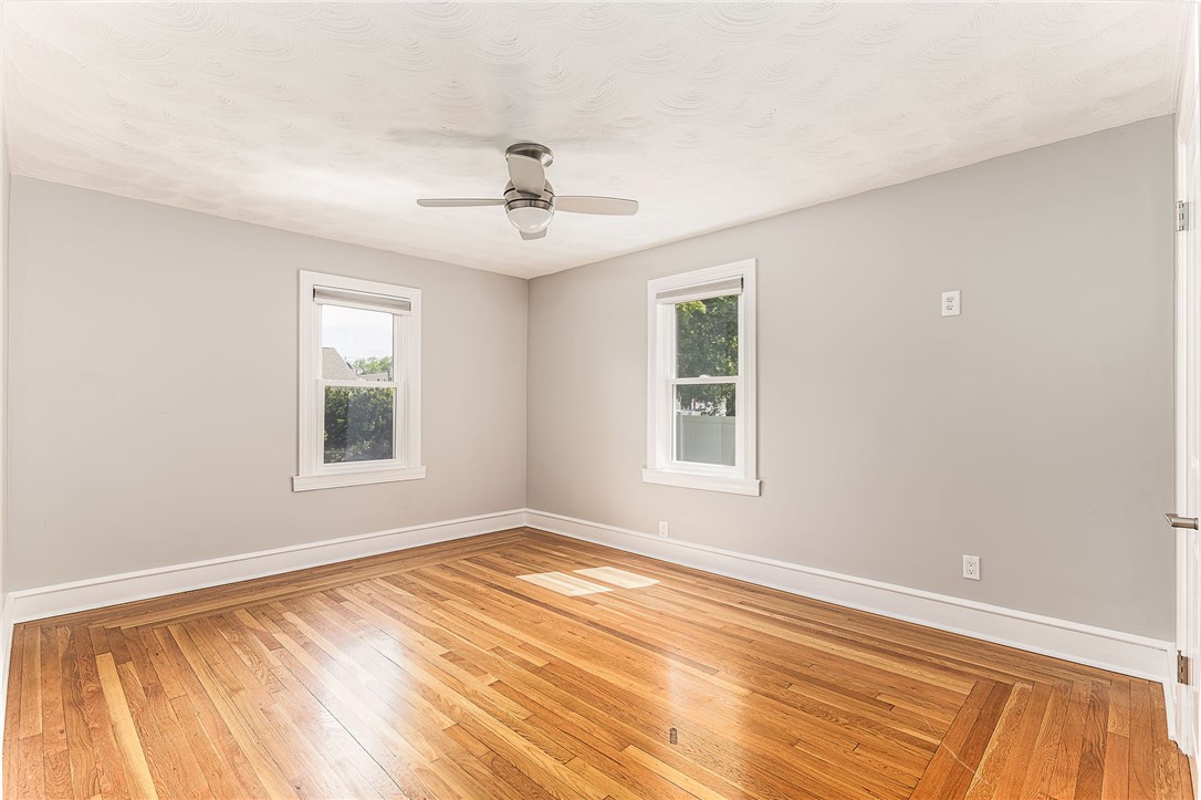 76 Crossland Road West Warwick, RI 02893 - Photo 23 of 29