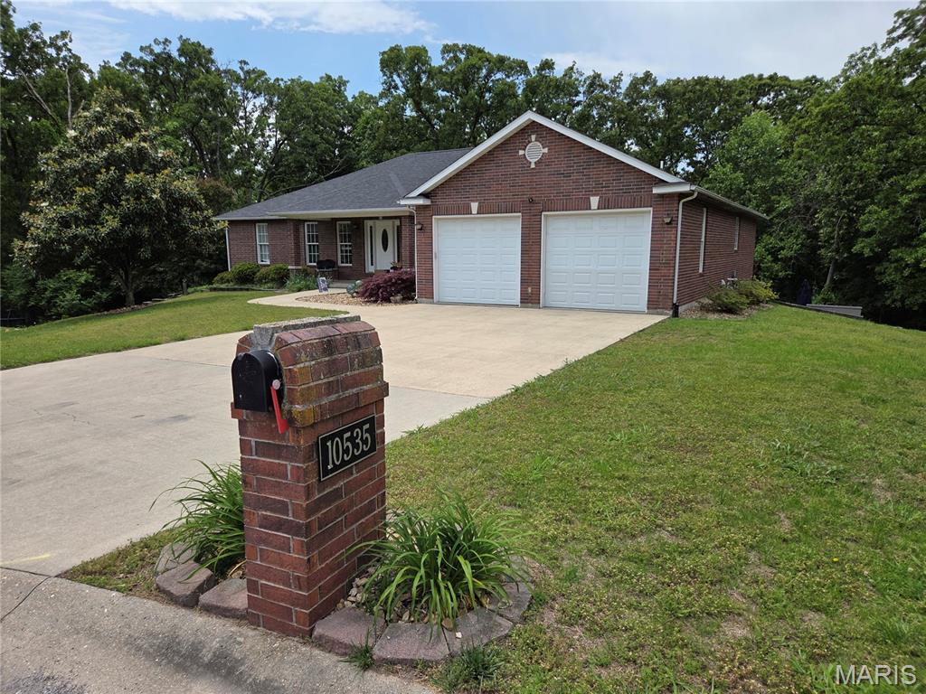 10535 Limestone Lane Rolla, MO 65401 - Photo 1 of 93