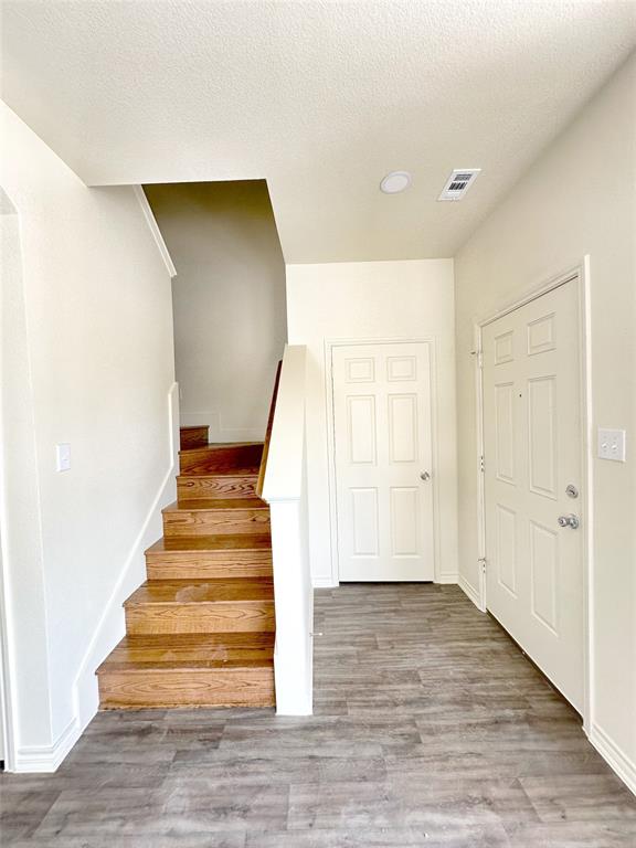 1709 St Louis Avenue Fort Worth, TX 76110 - Photo 17 of 19 Colors , cabinets and flooring may be vary. Pictures are for reference only.