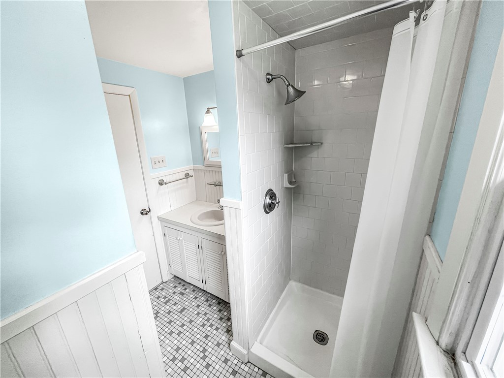 6 Cole Street Smithfield, RI 02828 - Photo 17 of 29