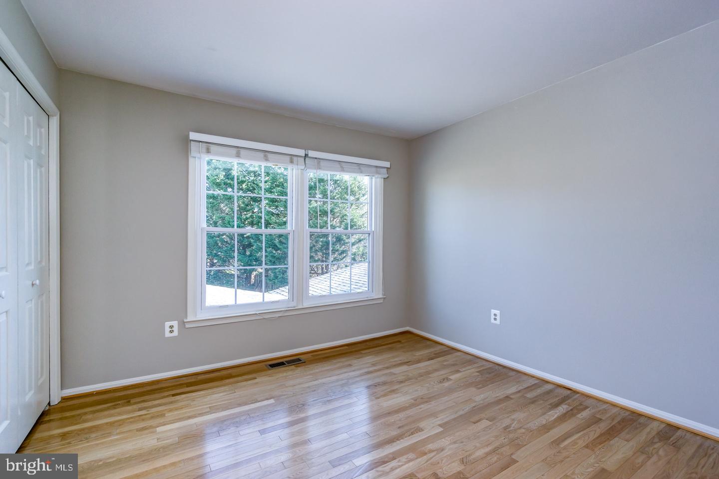 13351 Point Rider Lane Herndon, VA 20171 - Photo 27 of 39 Bedroom #4 -- 10.5' x 10'