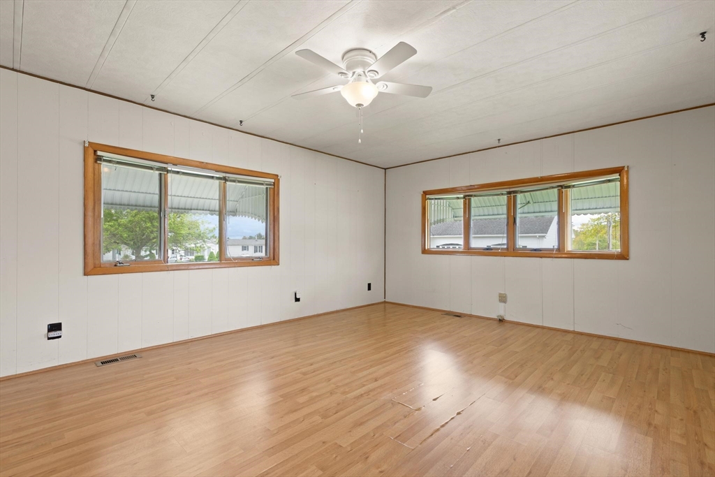 48 Easy Street Raynham, MA 02767 - Photo 5 of 17