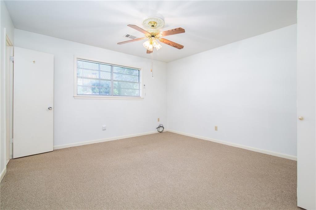 3908 Gingerbread Road Alexandria, LA 71303 - Photo 14 of 17 Gallery Image 14