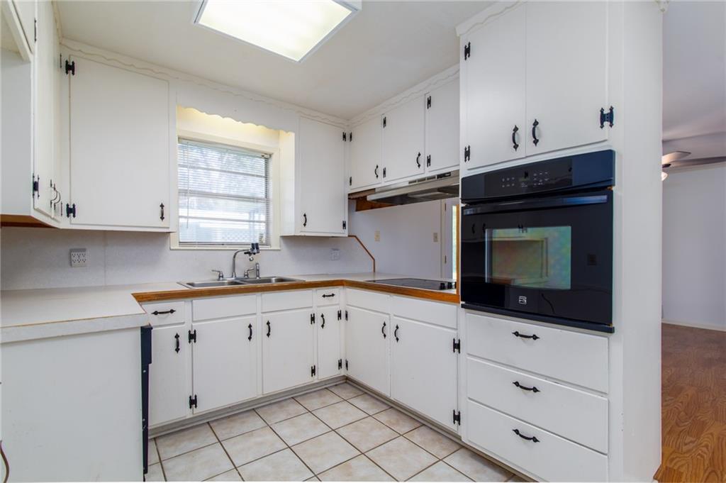 3908 Gingerbread Road Alexandria, LA 71303 - Photo 8 of 17 Gallery Image 8