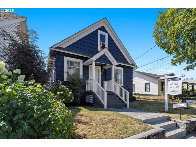 $675,000 | 924 Northeast 3rd Avenue, Camas, WA 98607