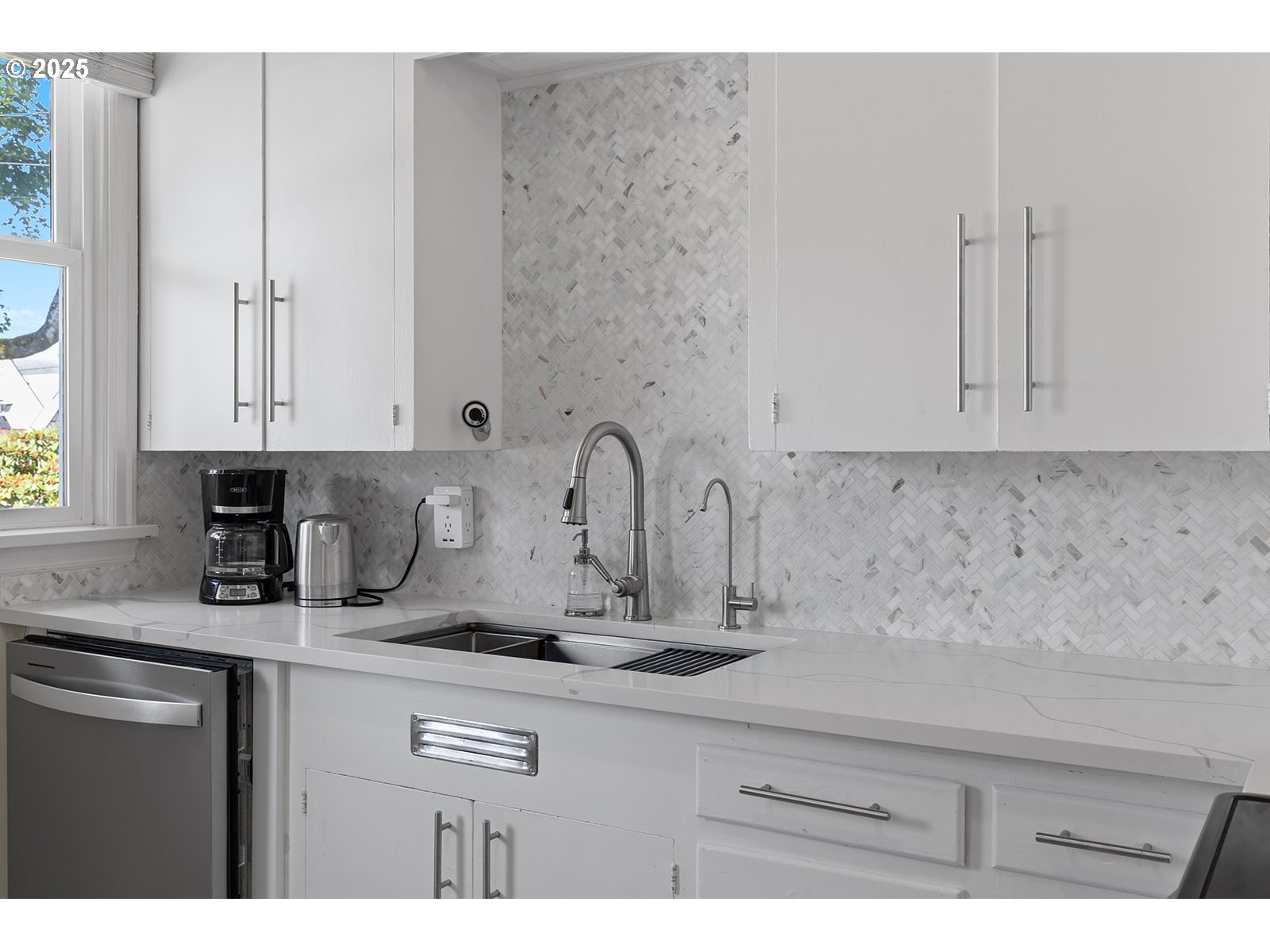 924 Northeast 3rd Avenue Camas, WA 98607 - Photo 13 of 46