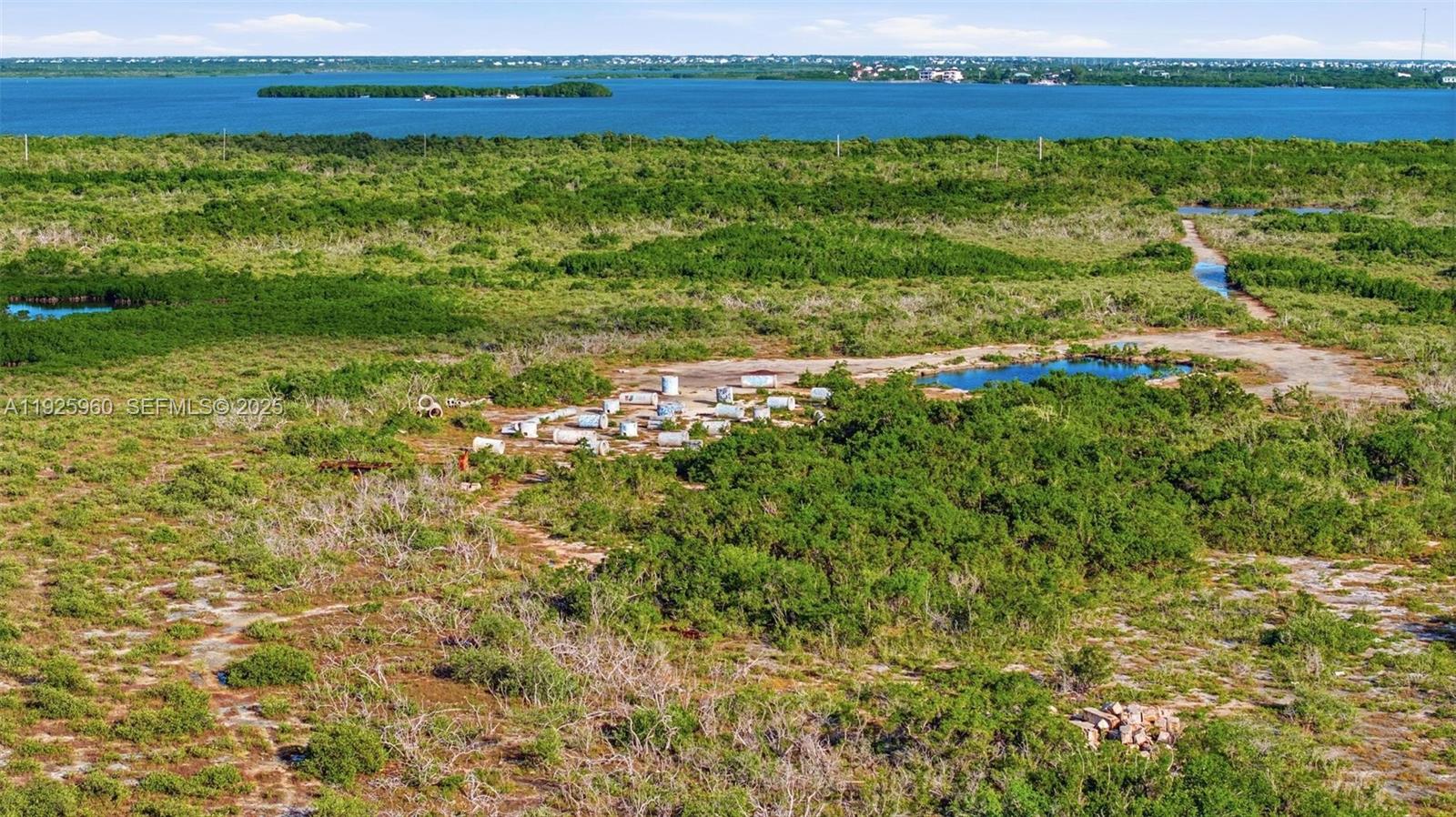 0 Niles Road Summerland Key, FL 33042 - Photo 27 of 36 a view of an ocean from a yard