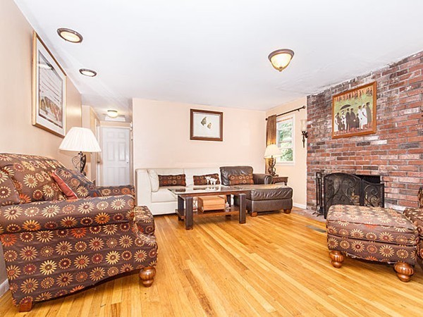 34 Alwin Street Boston, MA 02136 - Photo 8 of 24 Gallery Image 8