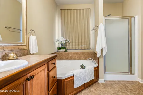 $235,000 | 725 Copper Meadow Boulevard, Youngsville, LA 70592