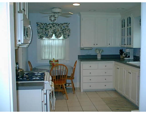 85 Lovell Road Melrose, MA 02176 - Photo 5 of 13 Gallery Image 5