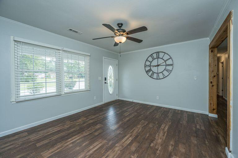 24 Raritan Road Goose Creek, SC 29445 - Photo 4 of 25 E16895E3-20EC-4262-9D17-CC207F1A0AD2